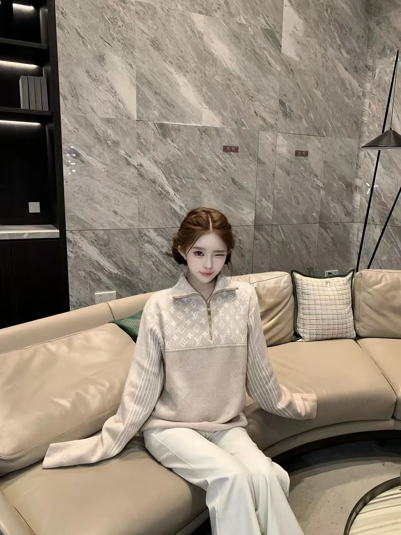 Louis Vuitton/